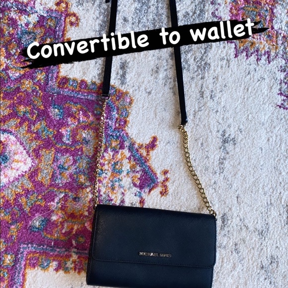Michael Kors Handbags - Michael Kors convertible crossbody/wallet